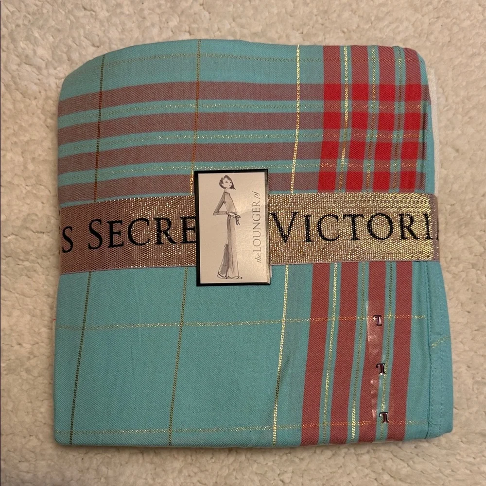 Victoria's Secret Cream and Blue Pajama set - Picture 2 of 6